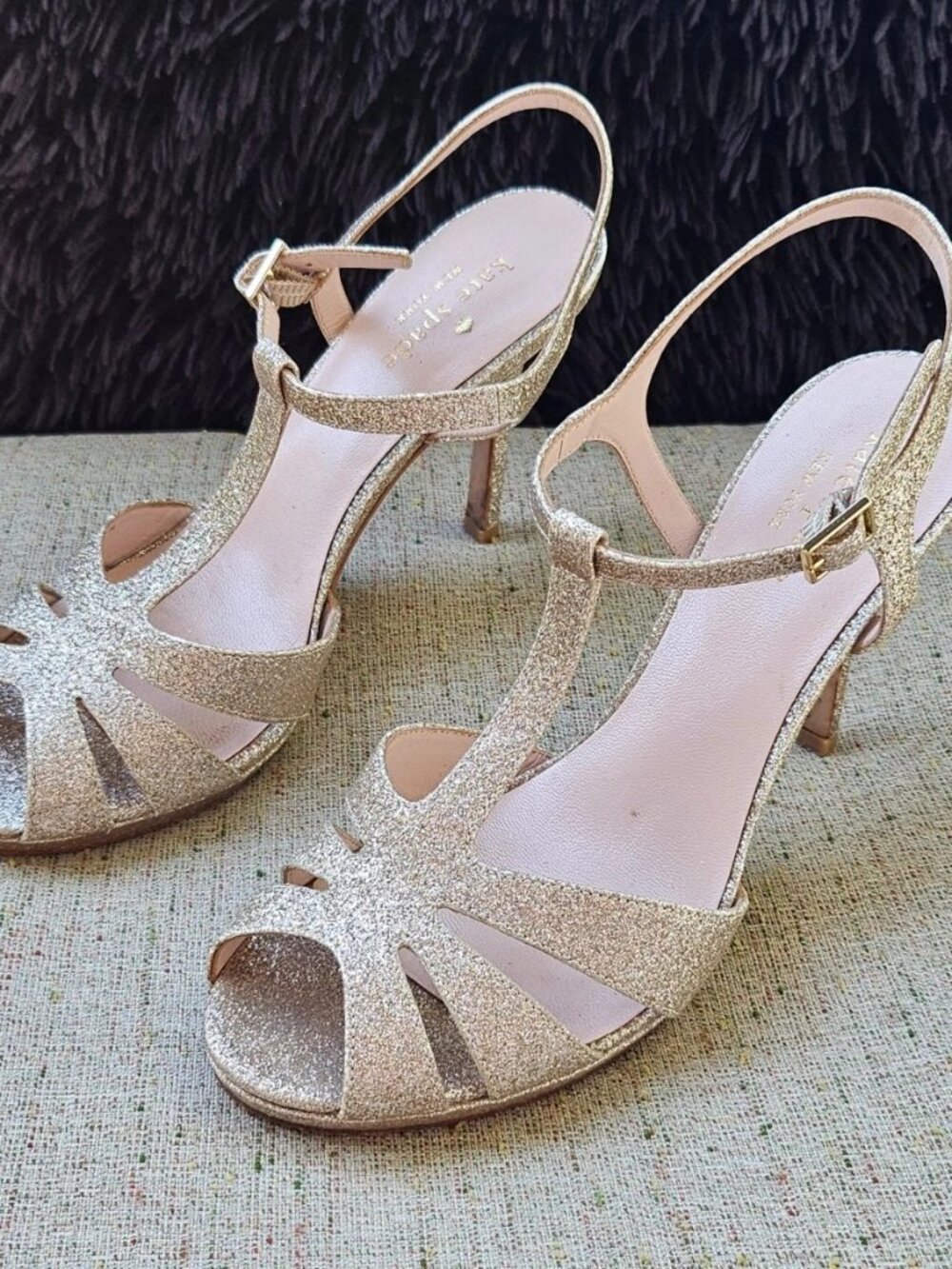 Kate Spade Women Heel Sandal Rose Gold Sparkling Upper Leather Shoes Size 7.5M